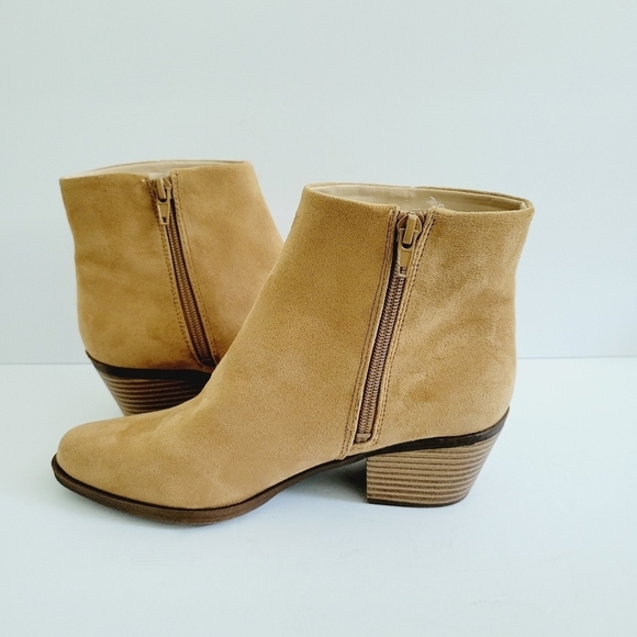 New BP Brown Ankle Bootie - Picture 1 of 5